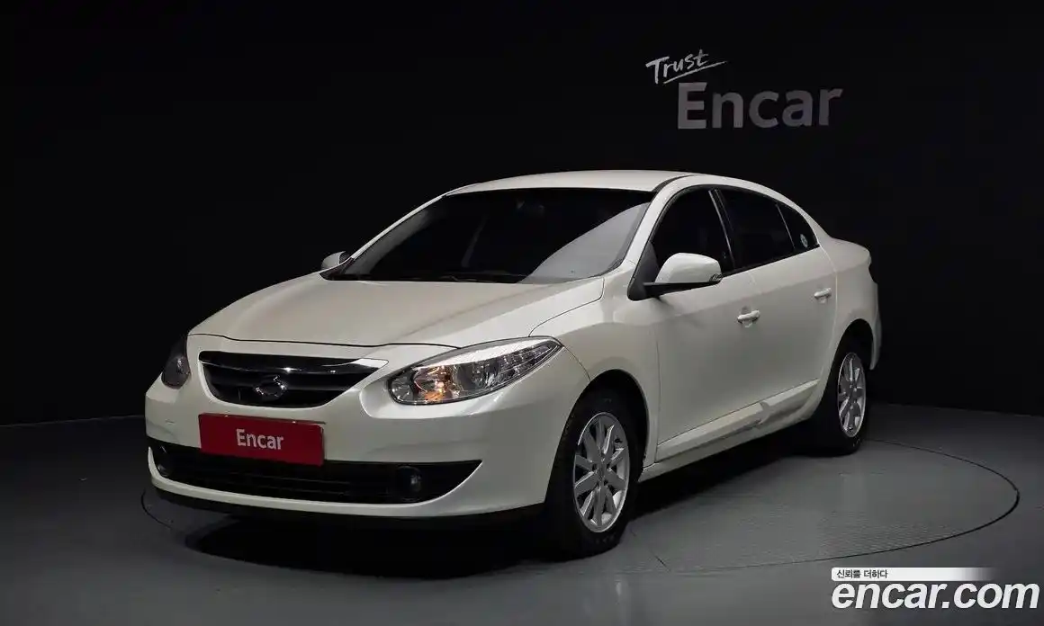 Renault SM3 2010 1.6 Автомат в Москве № 107397, фото 12