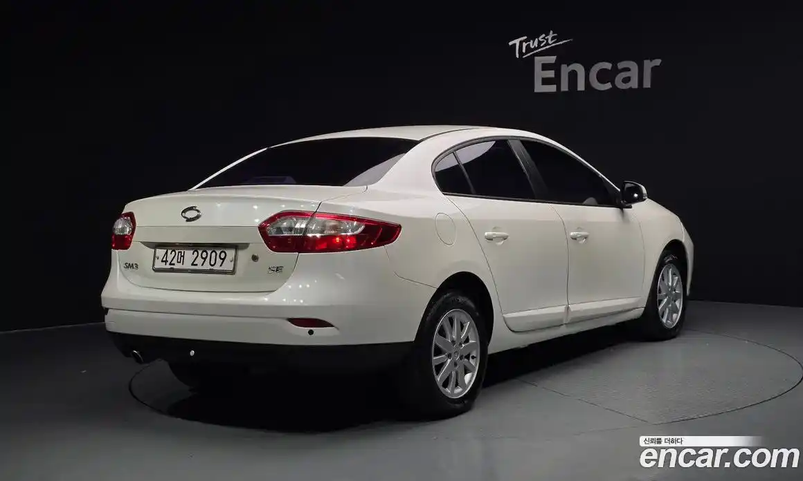 Renault SM3 2010 1.6 Автомат в Москве № 107397, фото 14