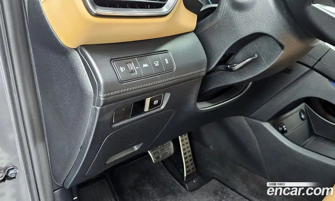 Hyundai Santa Fe 2022 1.6 Автомат в Москве № 109496, фото 8