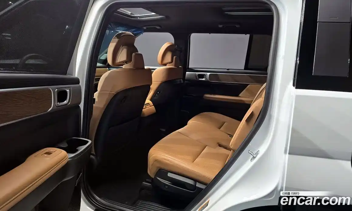 Hyundai Santa Fe 2024 1.6 Автомат в Москве № 109652, фото 12