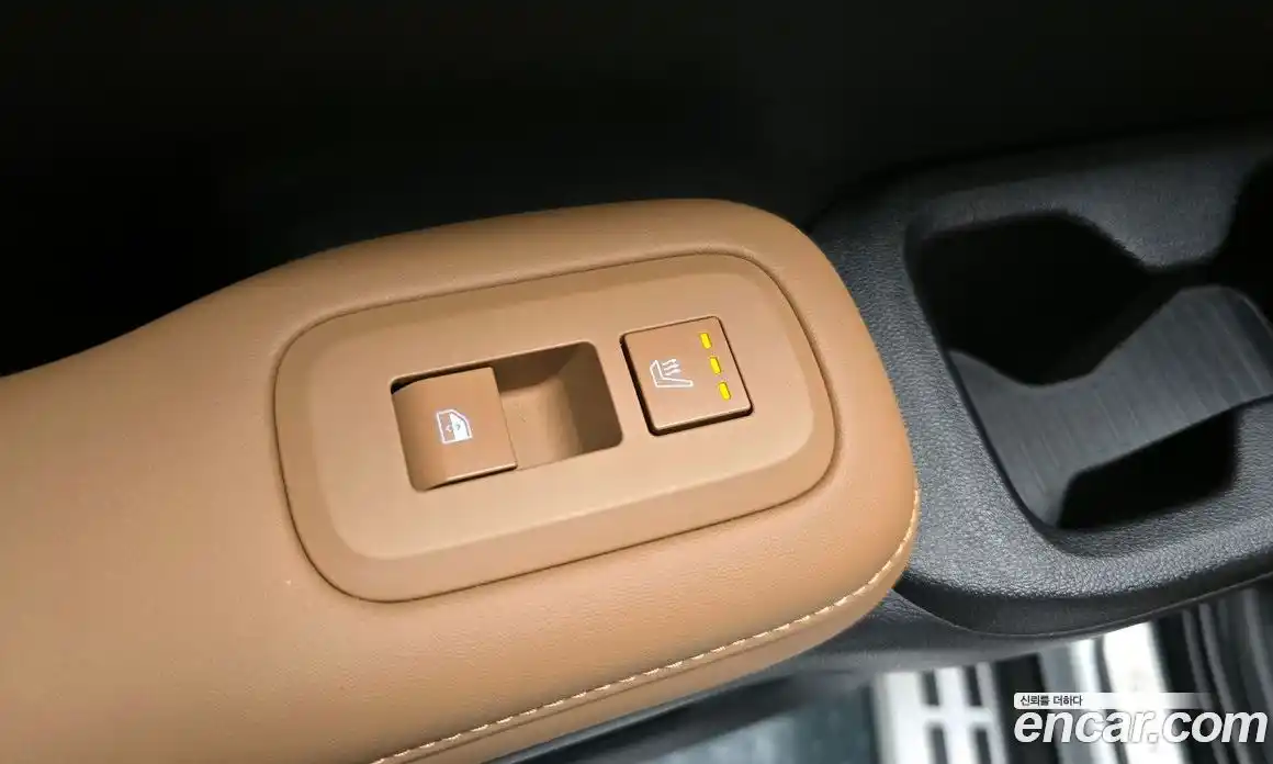 Hyundai Santa Fe 2024 1.6 Автомат в Москве № 109652, фото 18