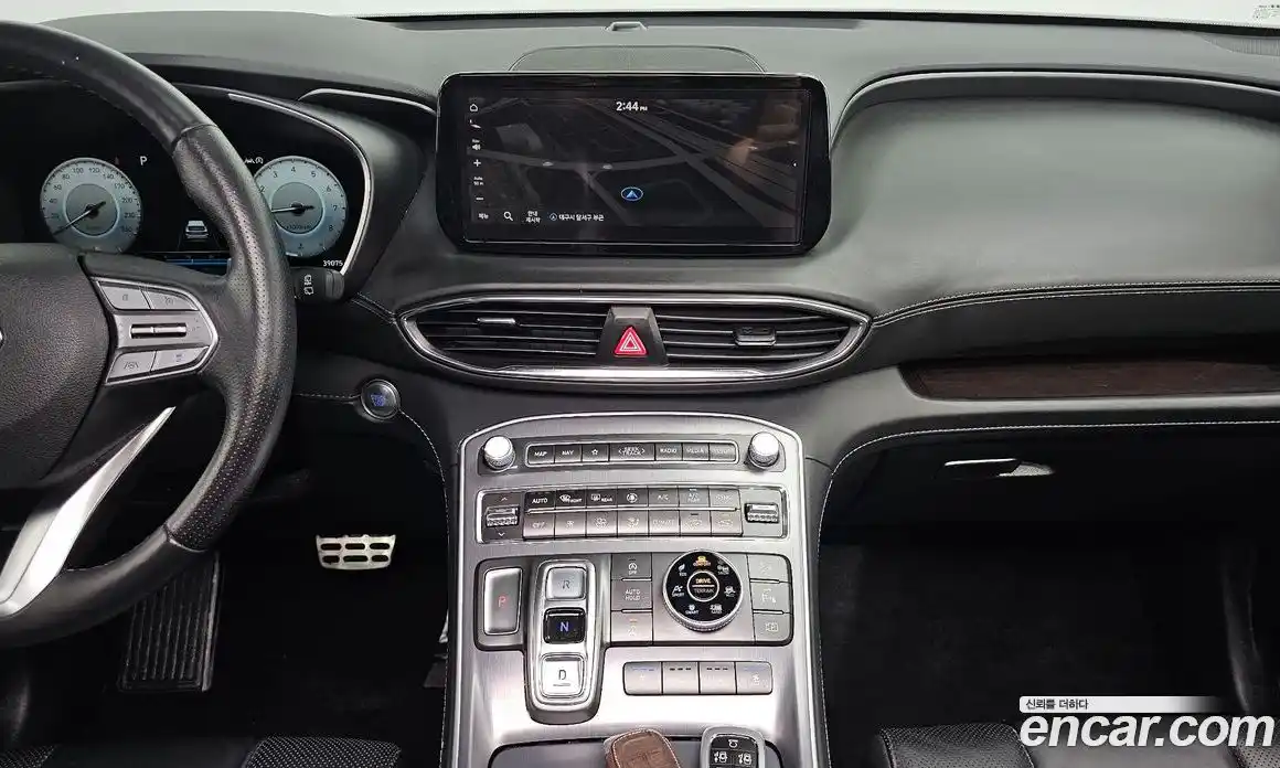 Hyundai Santa Fe 2023 2.5 Автомат в Москве № 112403, фото 20