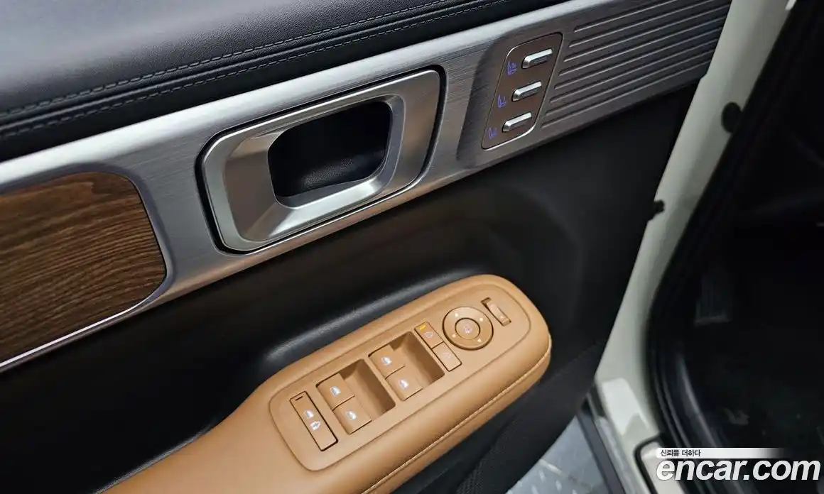 Hyundai Santa Fe 2024 1.6 Автомат в Москве № 113229, фото 9