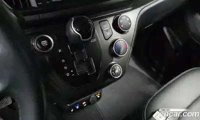 Kia Ray 2023 1.0 Автомат в Москве № 120201, миниатюра 2