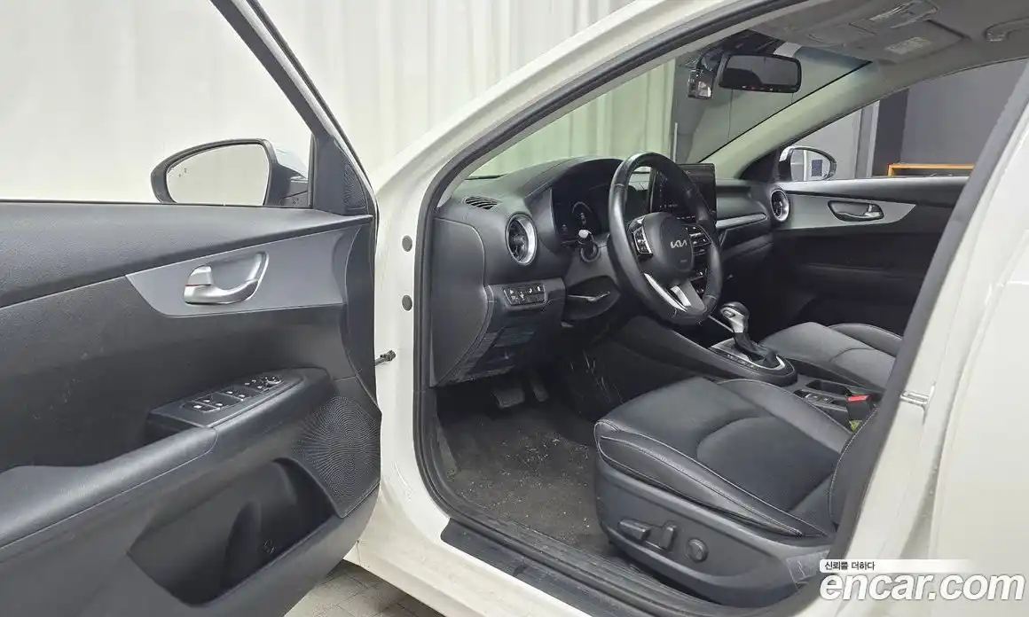 Kia K3 2022 1.6 Автомат в Москве № 120612, фото 13