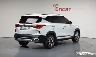 Kia Seltos 2022 1.6 Автомат в Москве № 121738, миниатюра 12