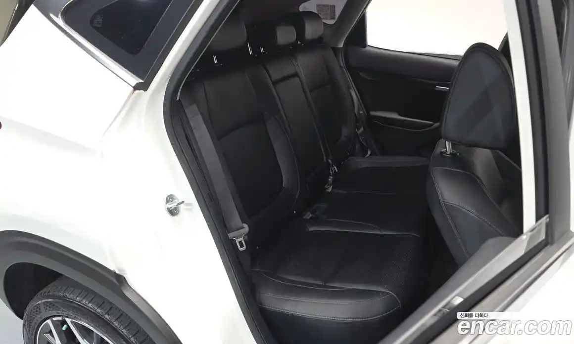 Kia Seltos 2022 1.6 Автомат в Москве № 121738, фото 17