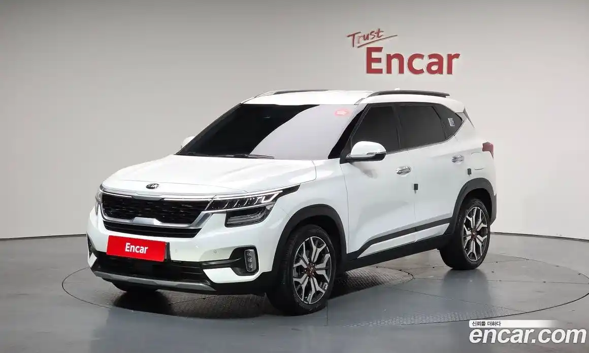 Kia Seltos 2022 1.6 Автомат в Москве № 121738, фото 7