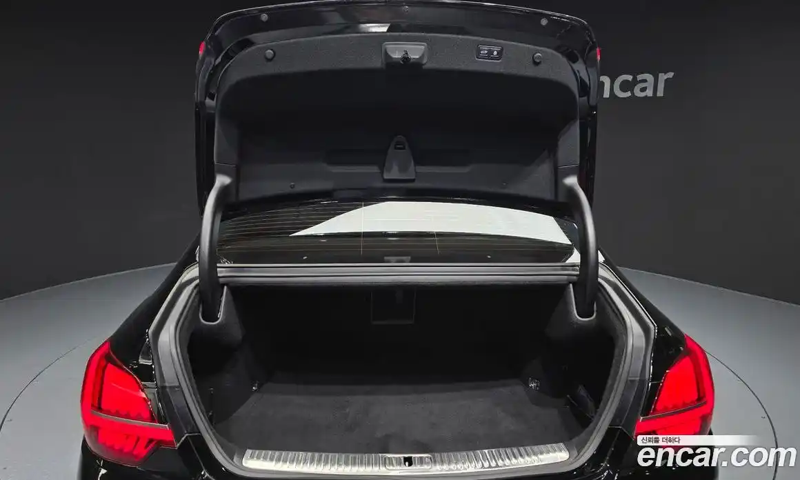 Kia K9 2023 3.8 Автомат в Москве № 123911, фото 13