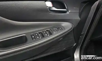 Hyundai Santa Fe 2021 2.2 Автомат в Москве № 124788, миниатюра 6