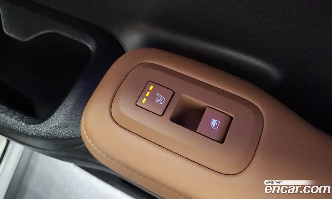 Hyundai Santa Fe 2025 1.6 Автомат в Москве № 126567, фото 18