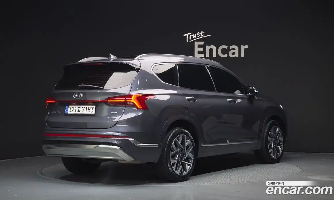 Hyundai Santa Fe 2023 2.5 Автомат в Москве № 126581, фото 20