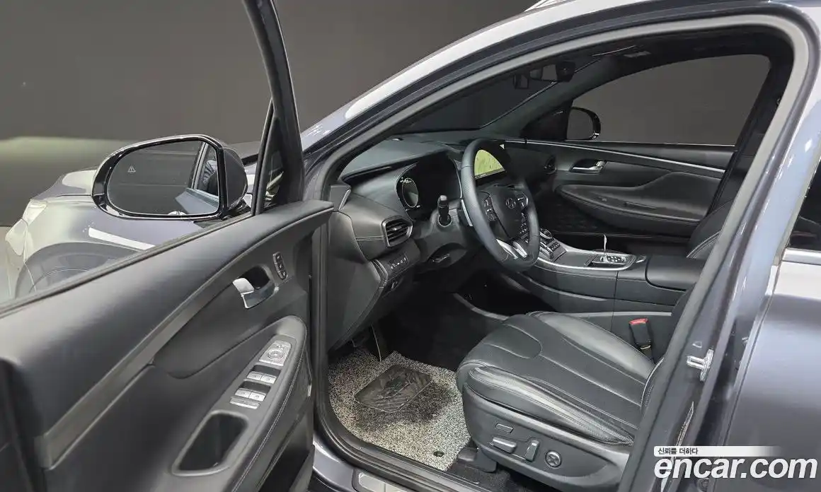 Hyundai Santa Fe 2023 2.5 Автомат в Москве № 126581, фото 4