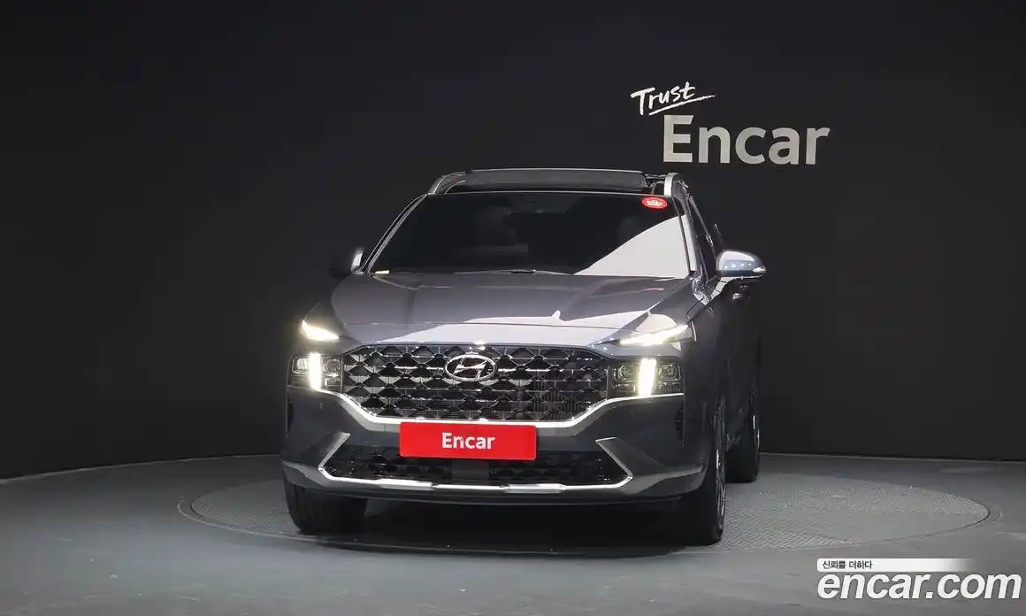 Hyundai Santa Fe 2023 2.5 Автомат в Москве № 126581, фото 10