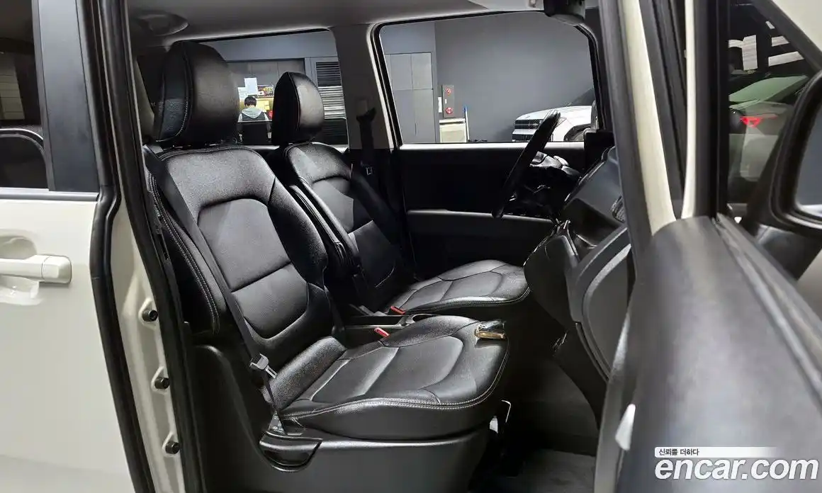 Kia Ray 2023 1.0 Автомат в Москве № 128533, фото 8