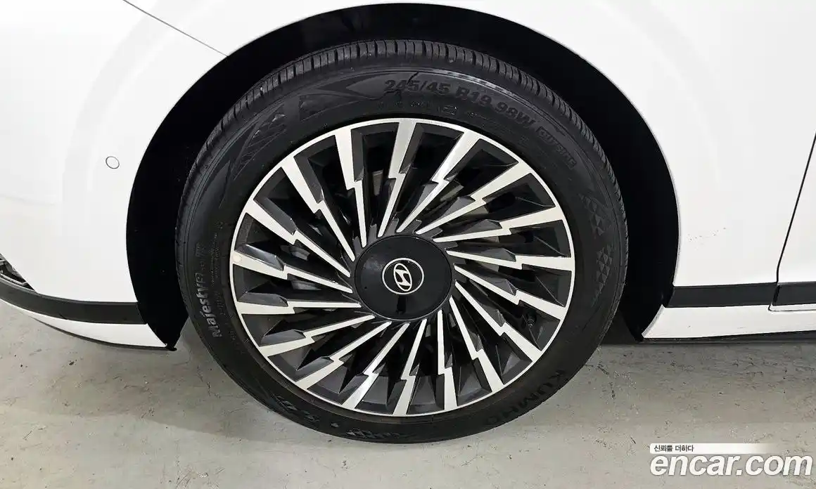 Hyundai Grandeur 2025 2.5 Автомат в Москве № 129751, фото 19