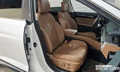Hyundai Grandeur 2025 2.5 Автомат в Москве № 129751, миниатюра 10