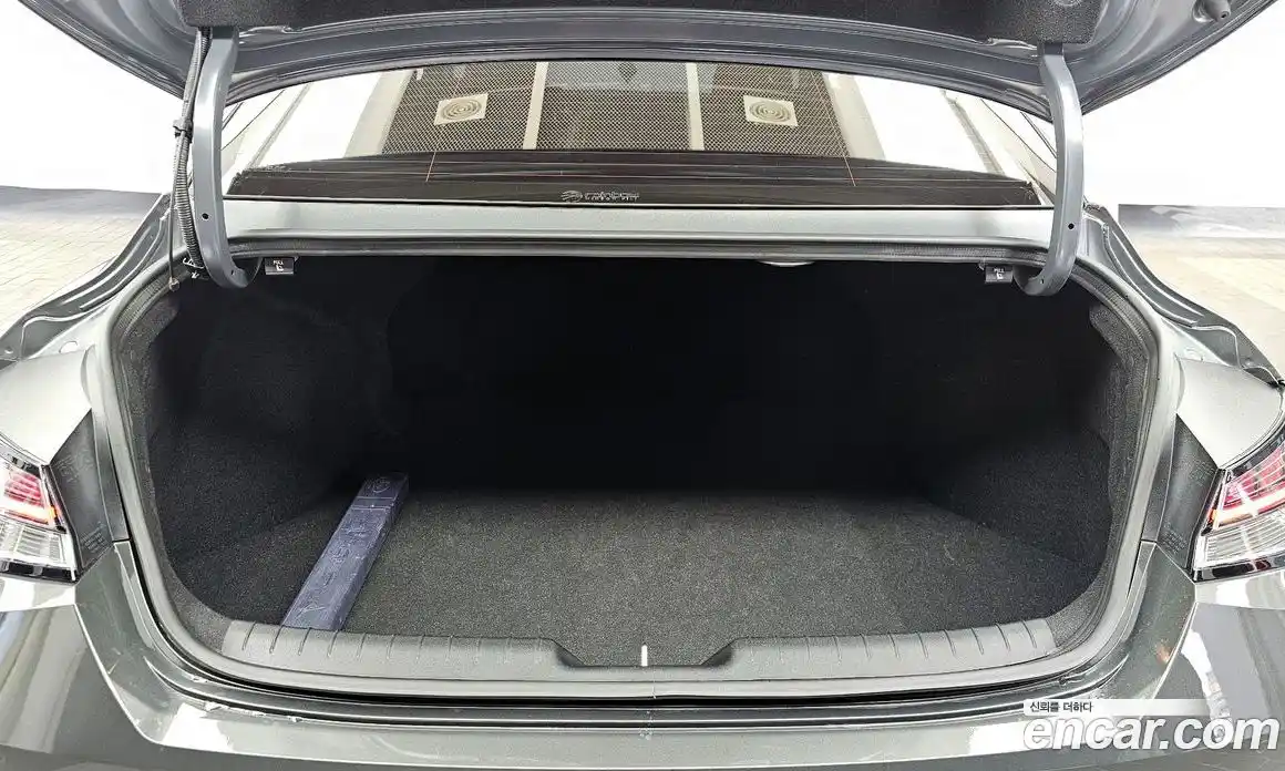 Hyundai Avante 2022 1.6 Автомат в Москве № 129904, фото 19