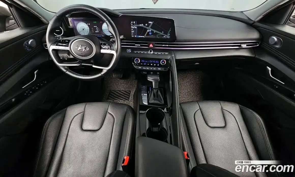 Hyundai Avante 2022 1.6 Автомат в Москве № 129904, фото 5