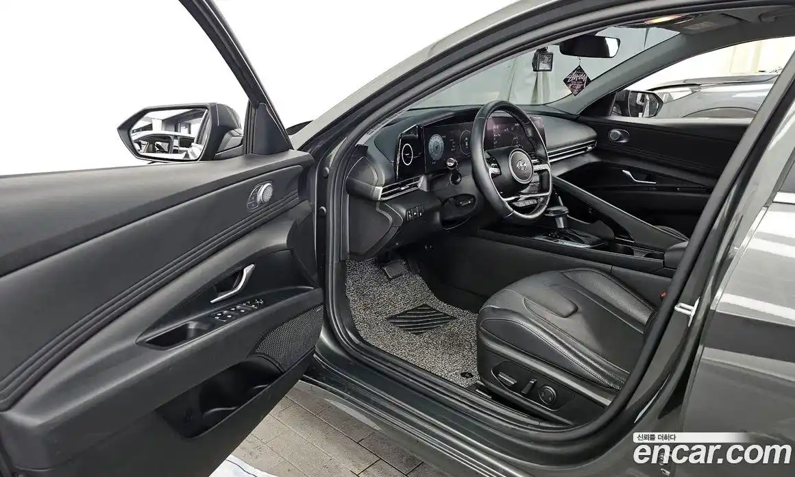 Hyundai Avante 2022 1.6 Автомат в Москве № 129904, фото 8