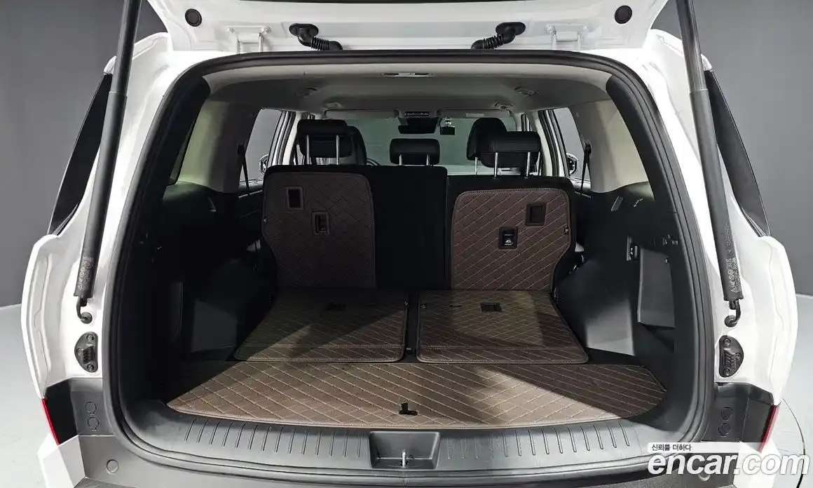 Hyundai Santa Fe 2025 1.6 Автомат в Москве № 130285, фото 9