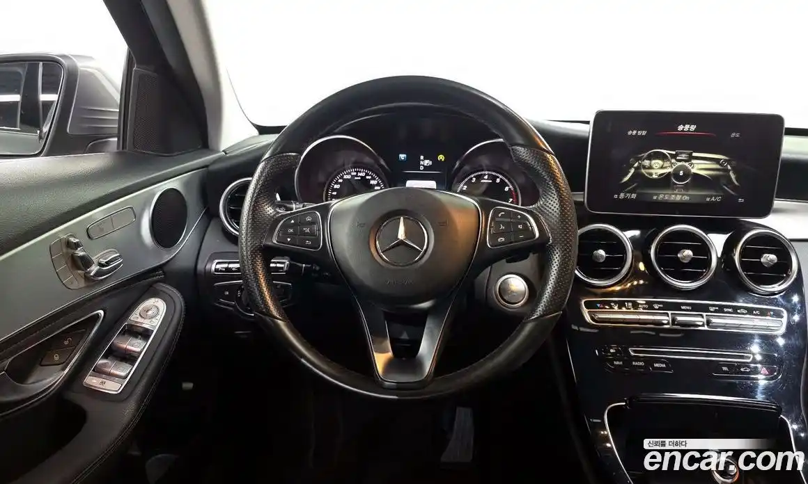 Mercedes-Benz C-Class 2015 2.0 Автомат в Москве № 142950, фото 16