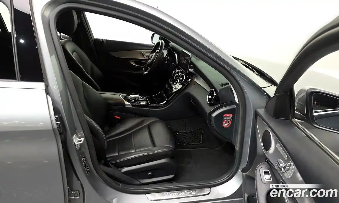 Mercedes-Benz C-Class 2015 2.0 Автомат в Москве № 142950, фото 10