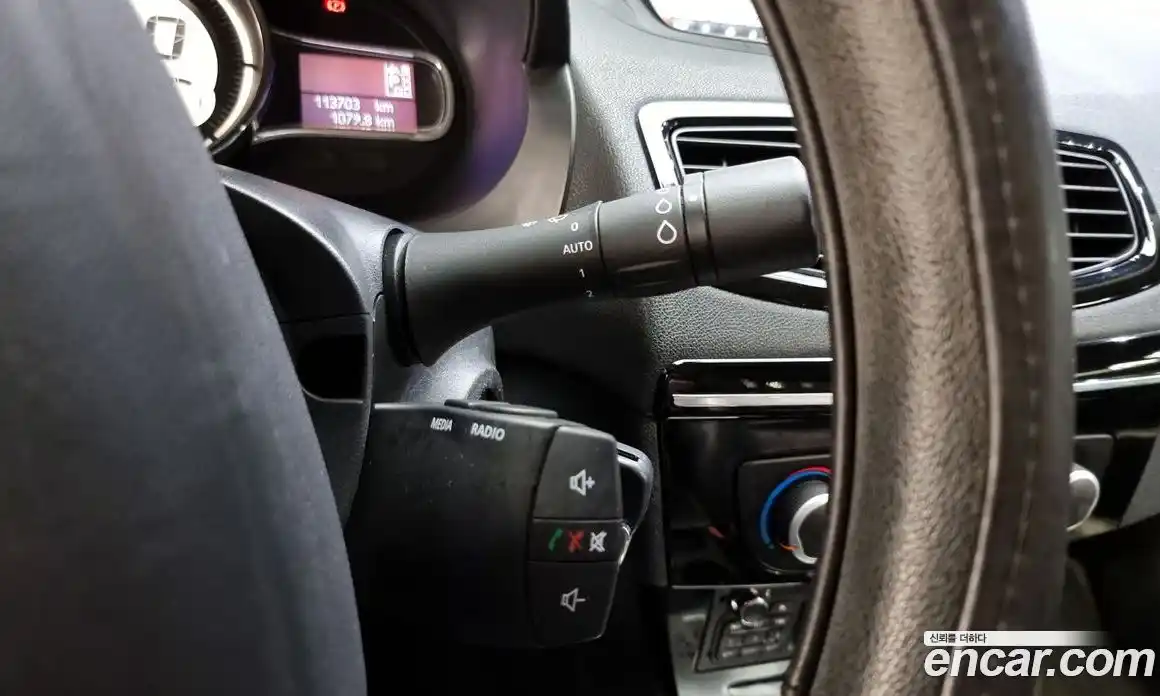 Renault SM3 2016 1.6 Автомат в Москве № 148306, фото 7