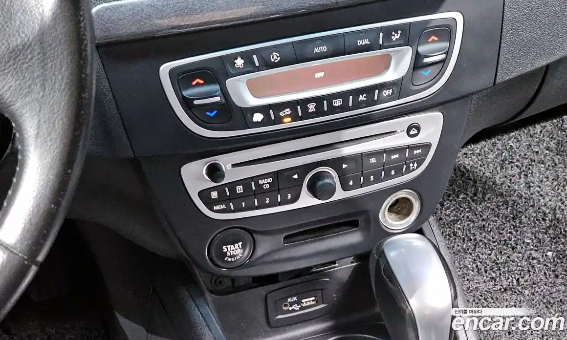 Renault SM3 2011 1.6 Автомат в Москве № 151047, фото 15