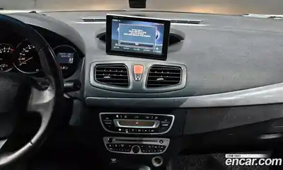 Renault SM3 2011 1.6 Автомат в Москве № 151047, миниатюра 2