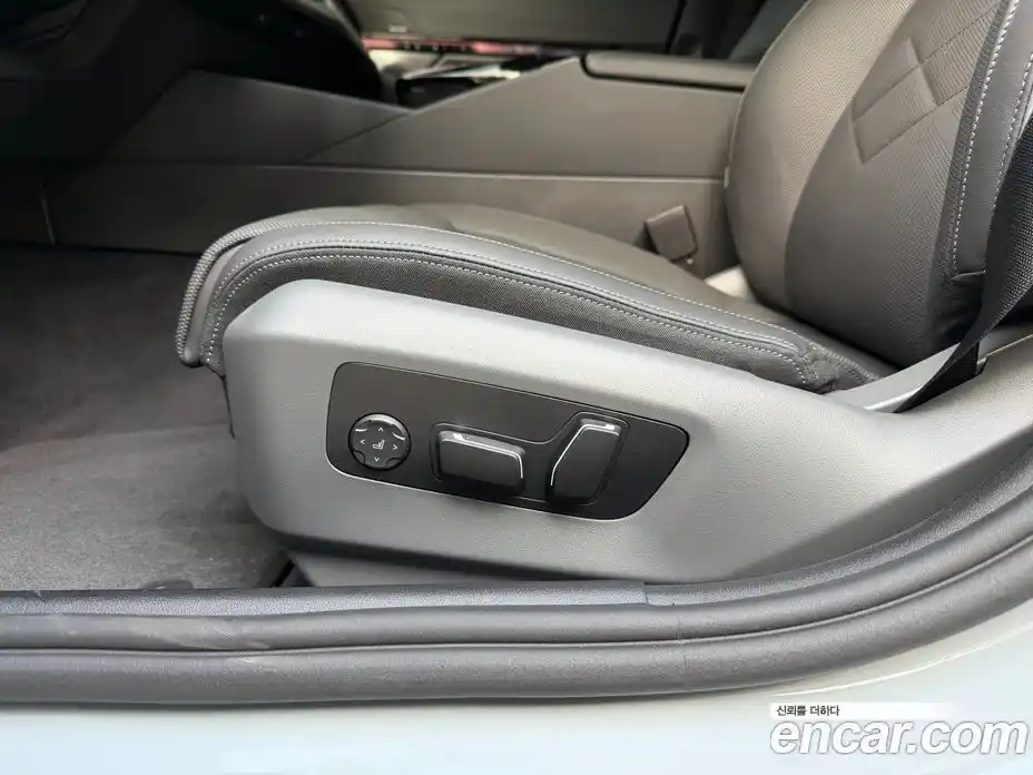 BMW 5-Series 2025 2.0 Автомат в Москве № 153188, фото 12