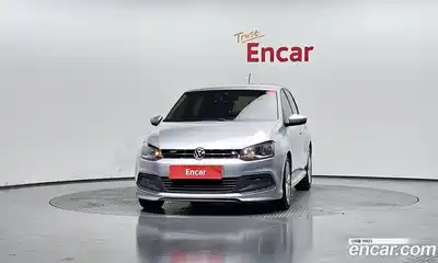 Volkswagen Polo 2014 1.6 Автомат в Москве № 156151, миниатюра 2