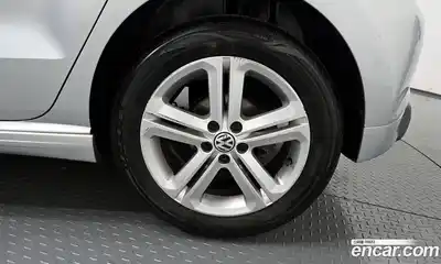 Volkswagen Polo 2014 1.6 Автомат в Москве № 156151, миниатюра 9