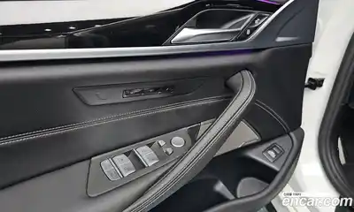 BMW 5-Series 2023 2.0 Автомат в Москве № 157606, миниатюра 6