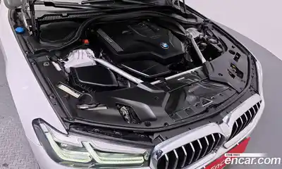 BMW 5-Series 2021 2.0 Автомат в Москве № 158393, миниатюра 2