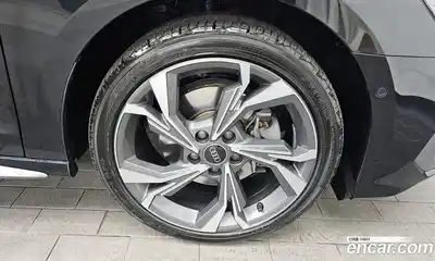 Audi A3 2023 2.0 Автомат в Москве № 161527, миниатюра 3