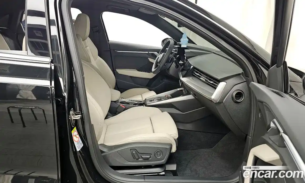 Audi A3 2023 2.0 Автомат в Москве № 161527, фото 9