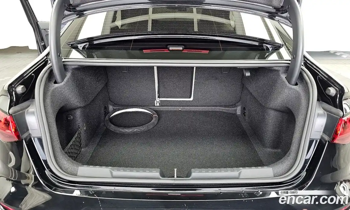 Audi A3 2023 2.0 Автомат в Москве № 161527, фото 10