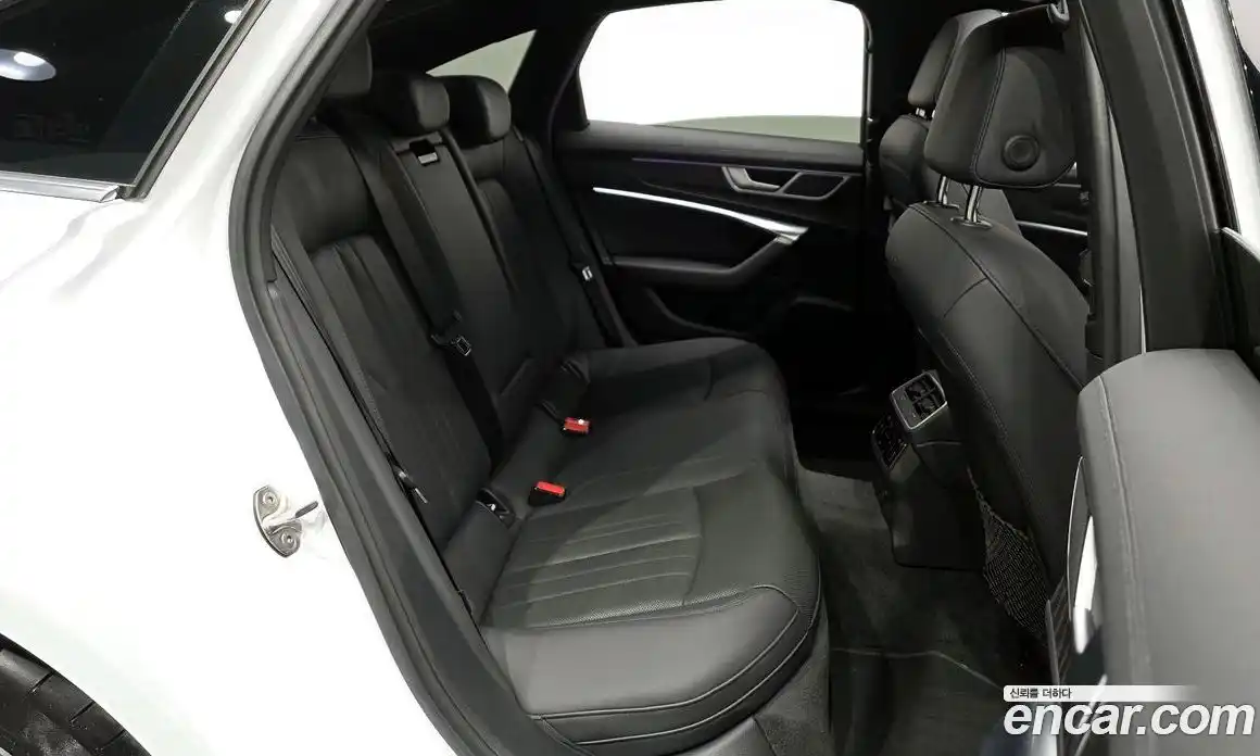 Audi A6 2023 2.0 Автомат в Москве № 162495, фото 15