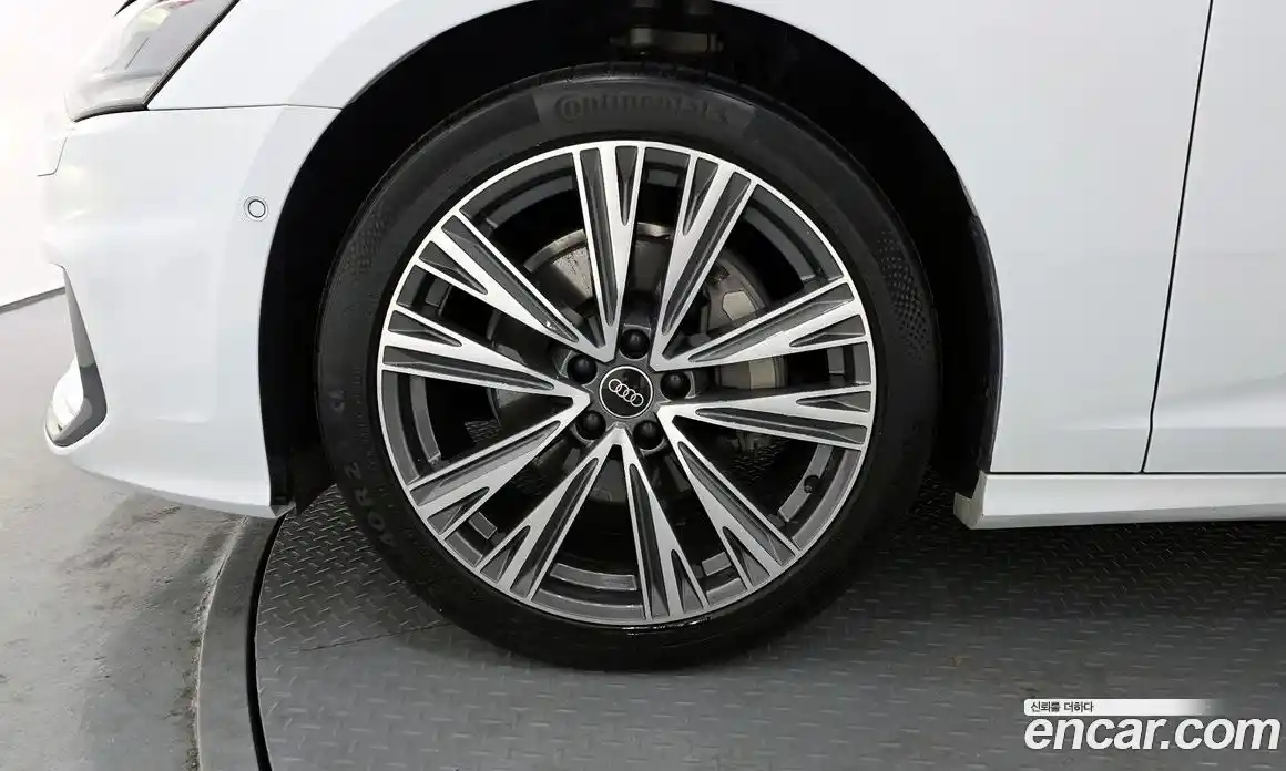 Audi A6 2023 2.0 Автомат в Москве № 162495, фото 17