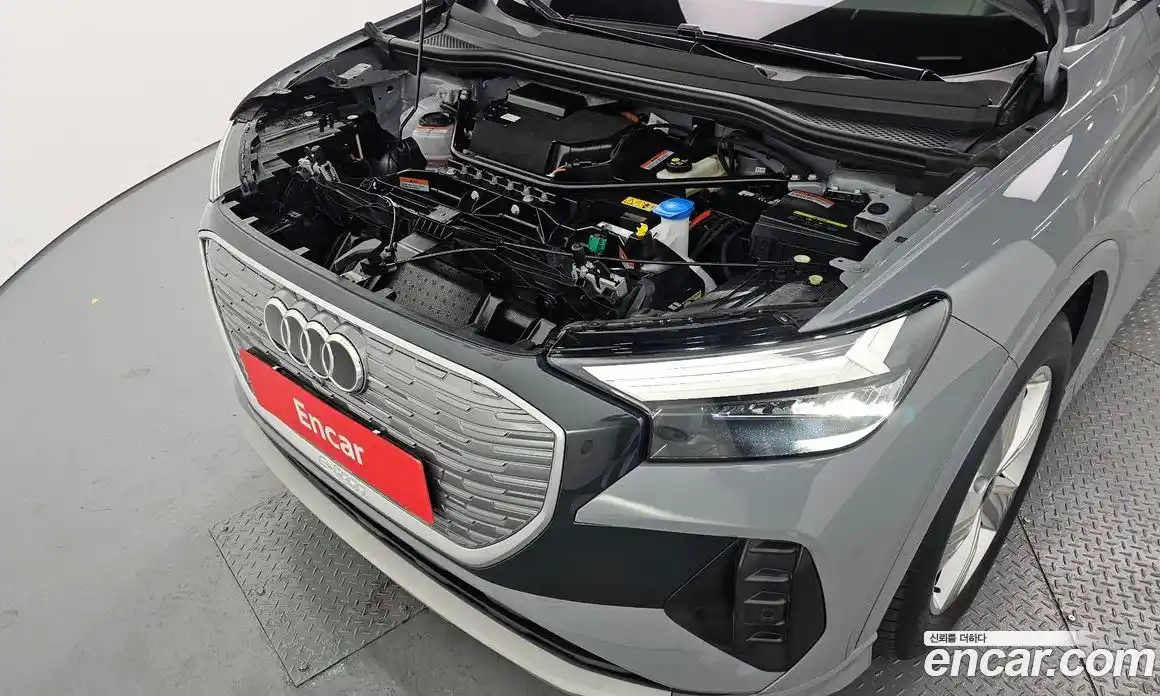 Audi Q4 e-tron 2023 Автомат в Москве № 162530, фото 16