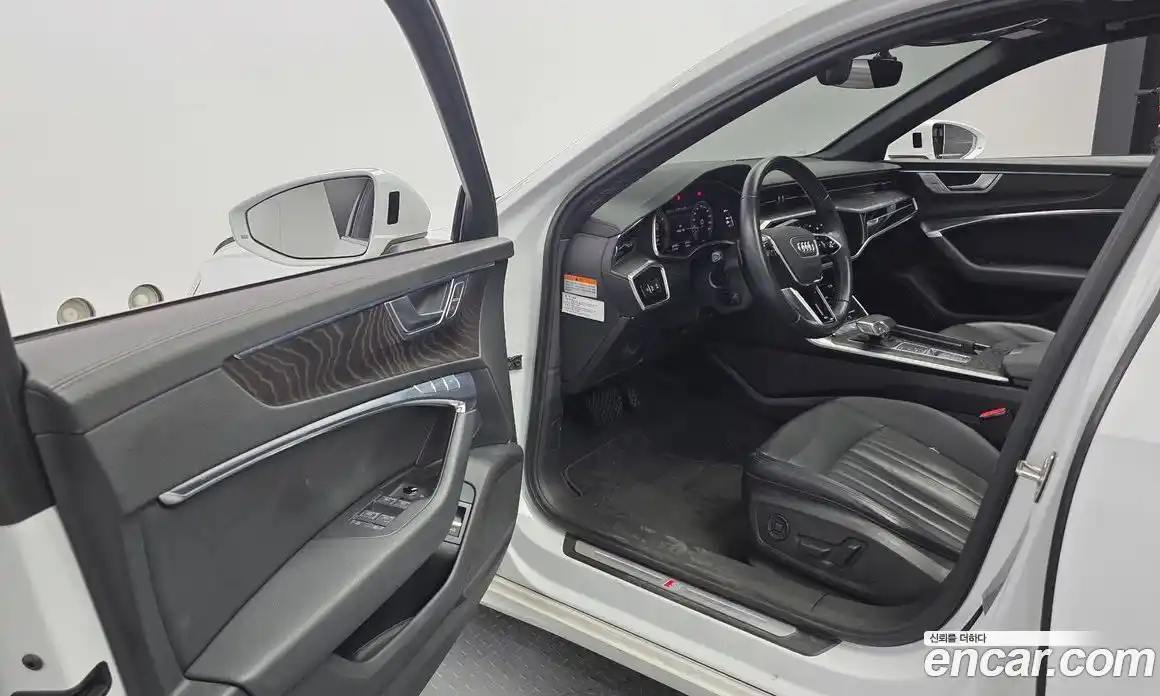 Audi A6 2021 2.0 Автомат в Москве № 163446, фото 17