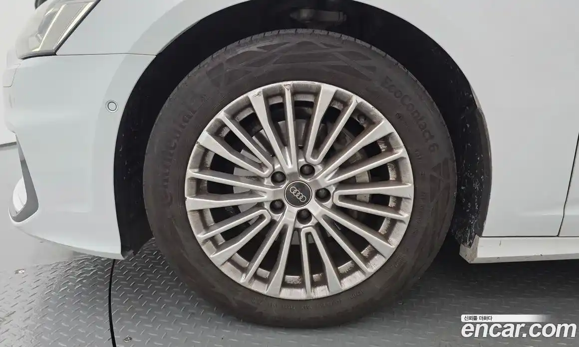 Audi A6 2021 2.0 Автомат в Москве № 163446, фото 18