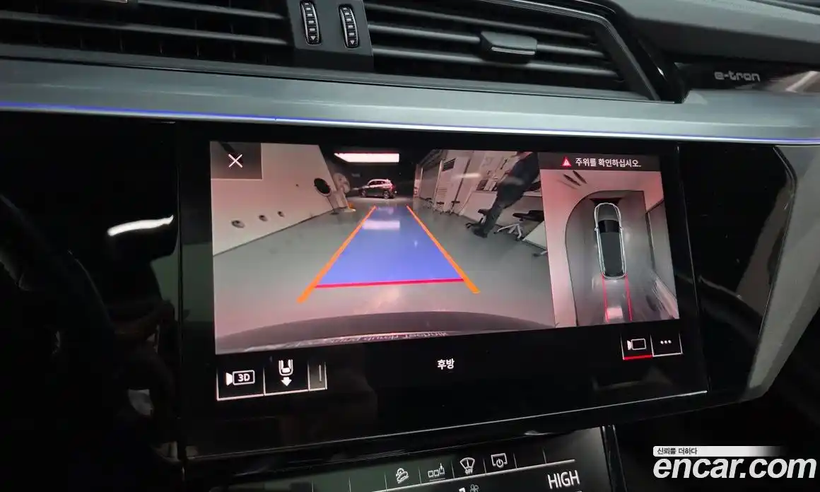 Audi e-tron 2020 0.2 Автомат в Москве № 163522, фото 14