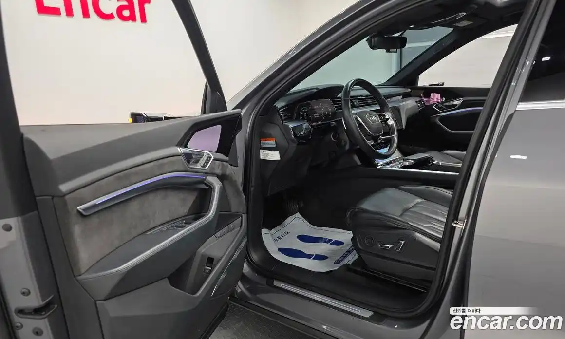 Audi e-tron 2020 0.2 Автомат в Москве № 163522, фото 3