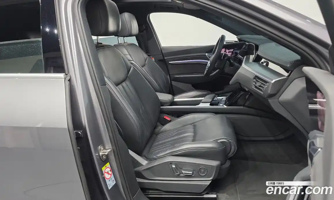 Audi e-tron 2020 0.2 Автомат в Москве № 163522, фото 4