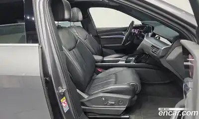 Audi e-tron 2020 0.2 Автомат в Москве № 163522, миниатюра 4