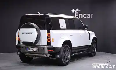 Land Rover Defender, 2024