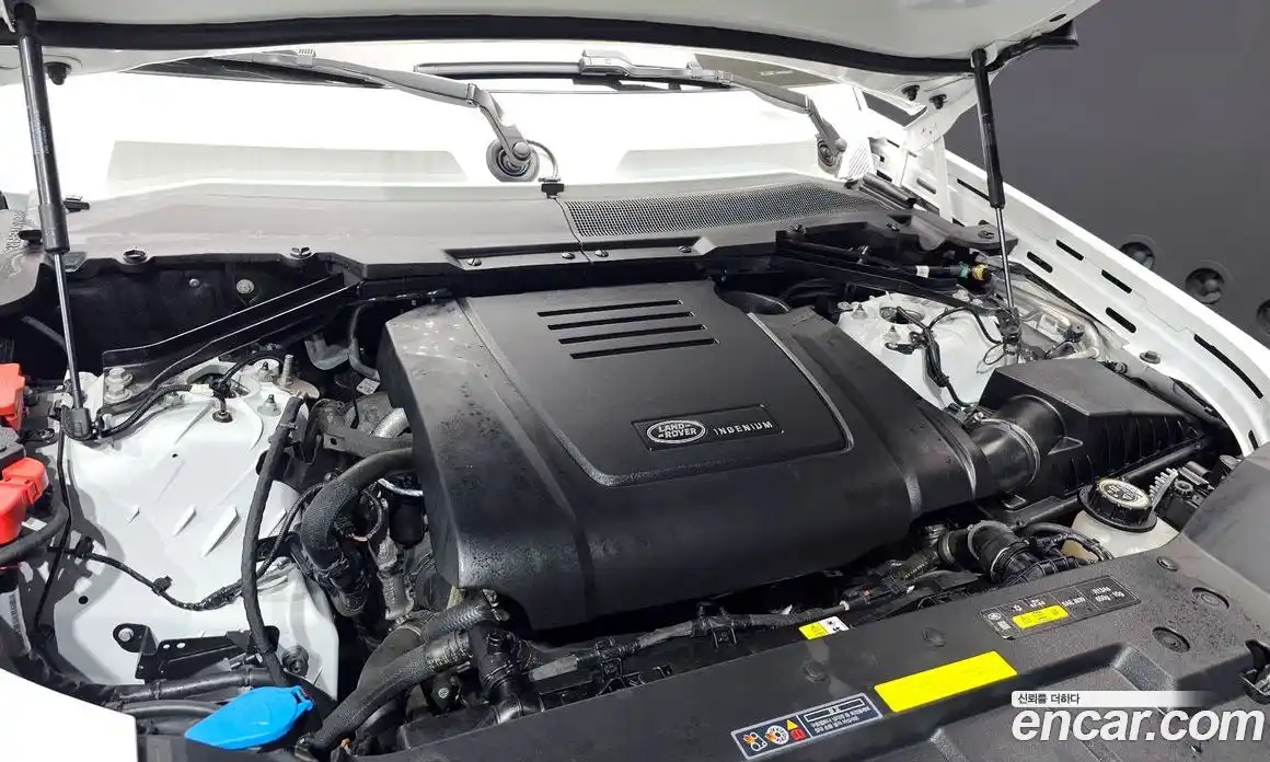 Land Rover Defender 2024 2.0 Автомат в Москве № 166016, фото 18