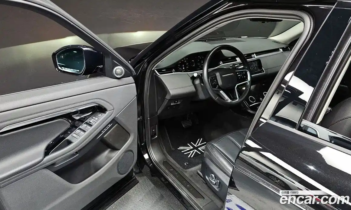 Land Rover Range-Rover Evoque 2021 2.0 Автомат в Москве № 166075, фото 13